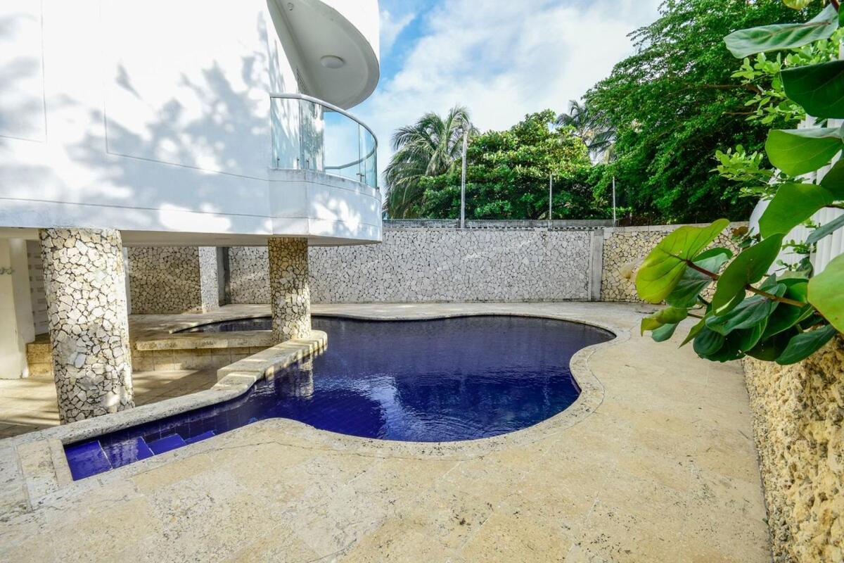 Frontbeach Highspeed Internet Apartamento *